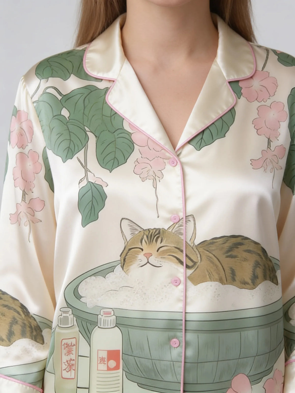 Tabby Cat In Bathtub Ukiyo-e Style Unisex Long Sleeve Satin Pajama Set